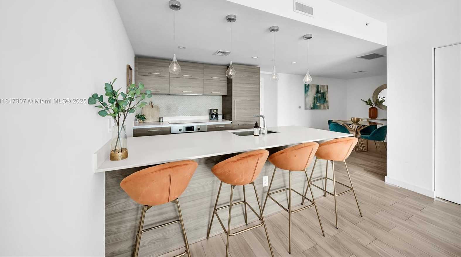 Small Image of 1300 SOUTH MIAMI AVE #4402, Miami Number 11