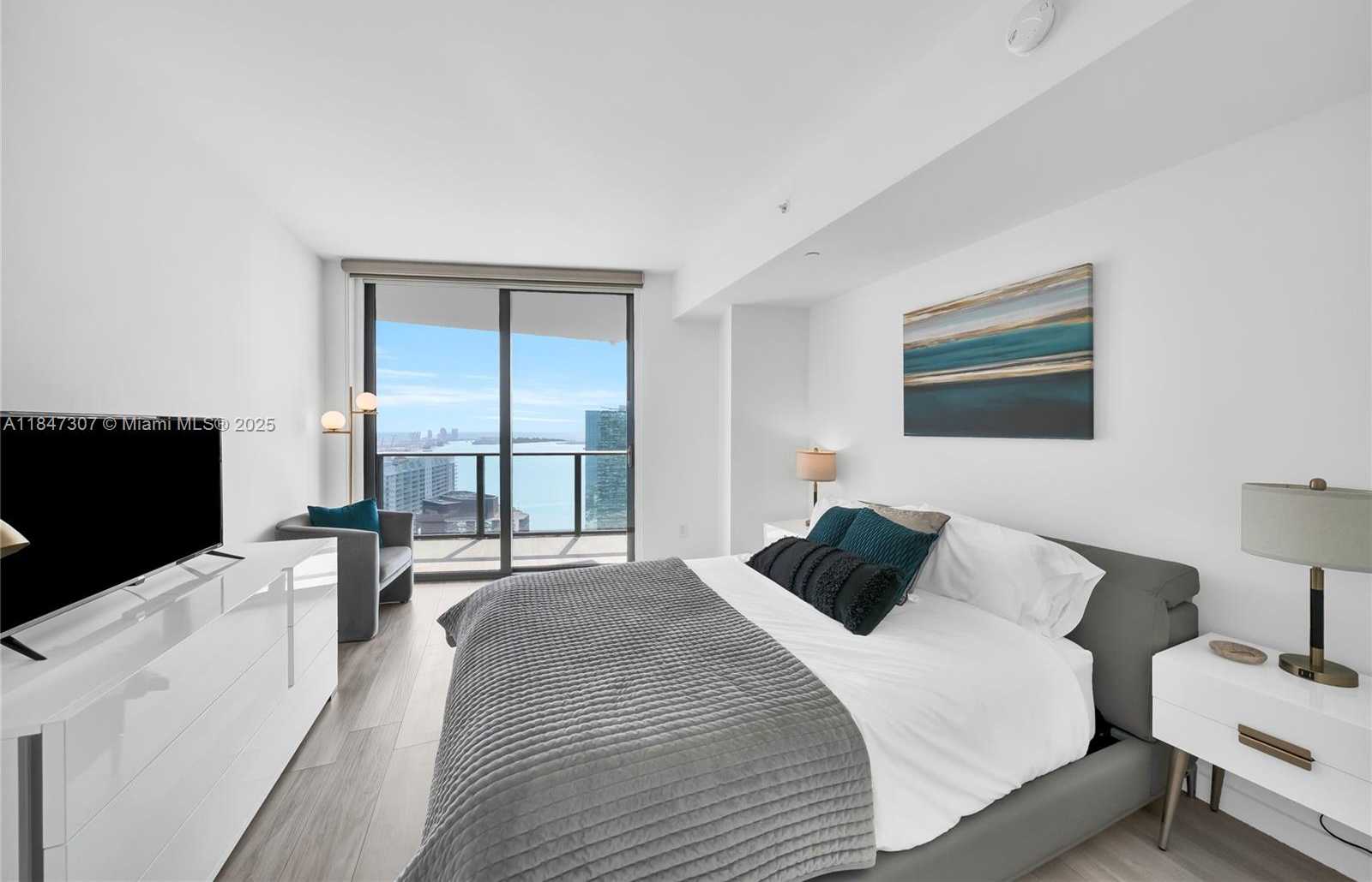 Small Image of 1300 SOUTH MIAMI AVE #4402, Miami Number 19
