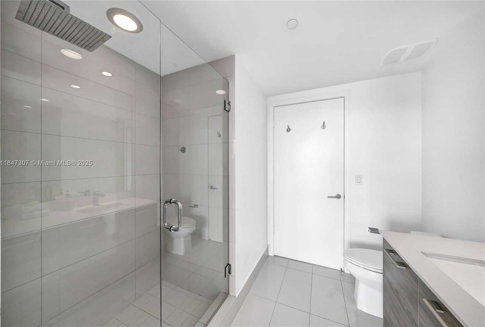 Small Image of 1300 SOUTH MIAMI AVE #4402, Miami Number 30