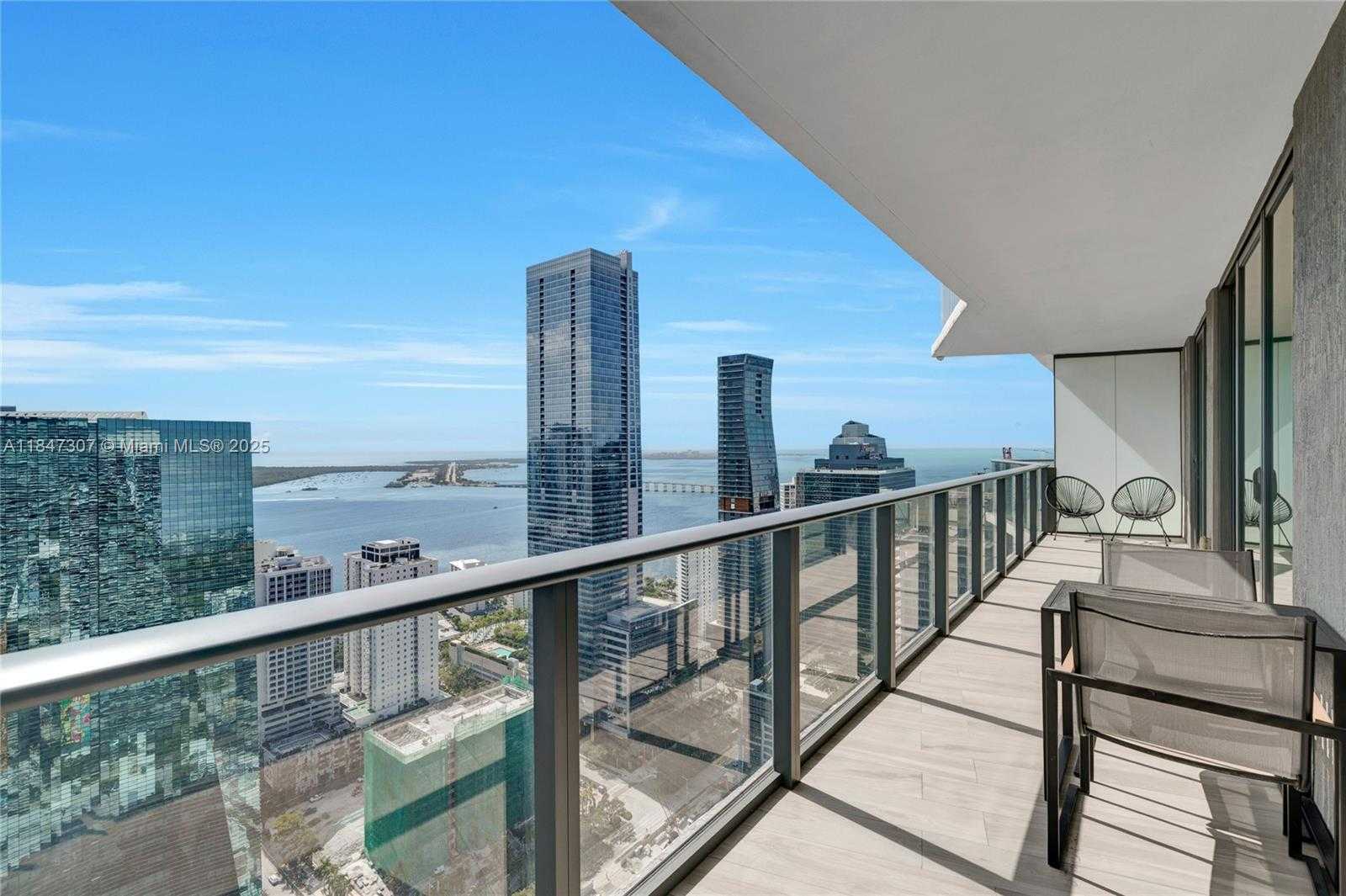 Small Image of 1300 SOUTH MIAMI AVE #4402, Miami Number 33