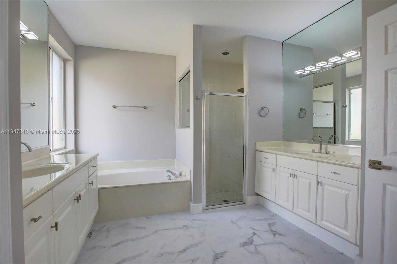Small Image of 2536 EAGLE RUN COURT, Weston Number 17