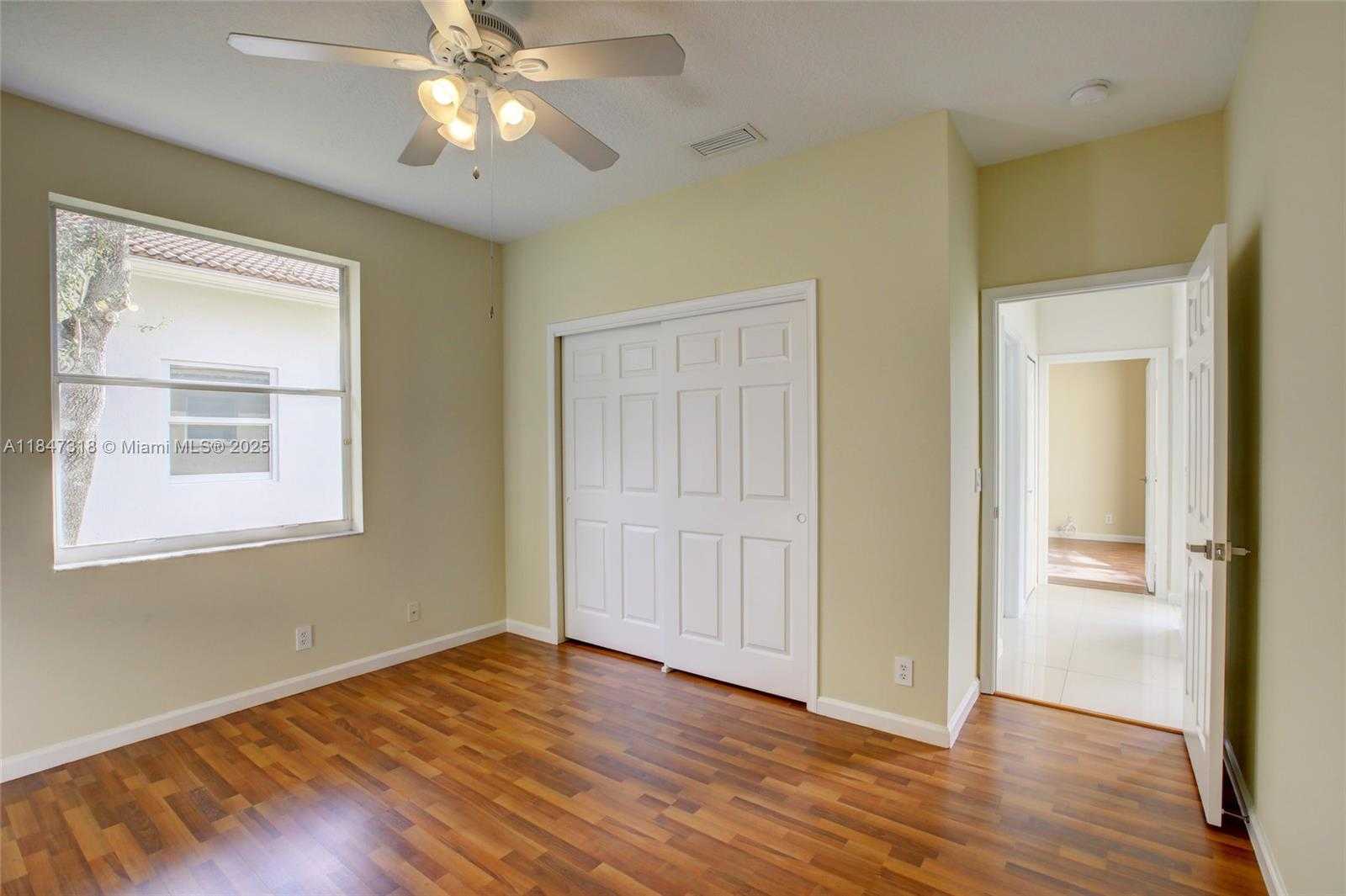 Small Image of 2536 EAGLE RUN COURT, Weston Number 32