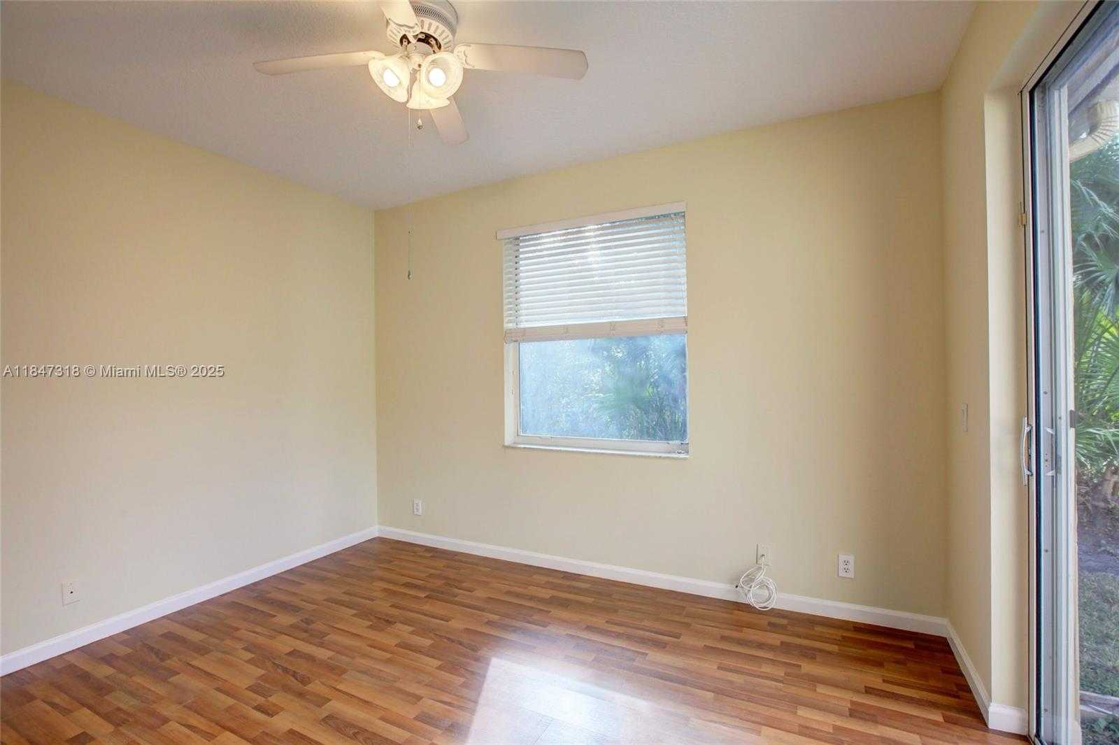 Small Image of 2536 EAGLE RUN COURT, Weston Number 33