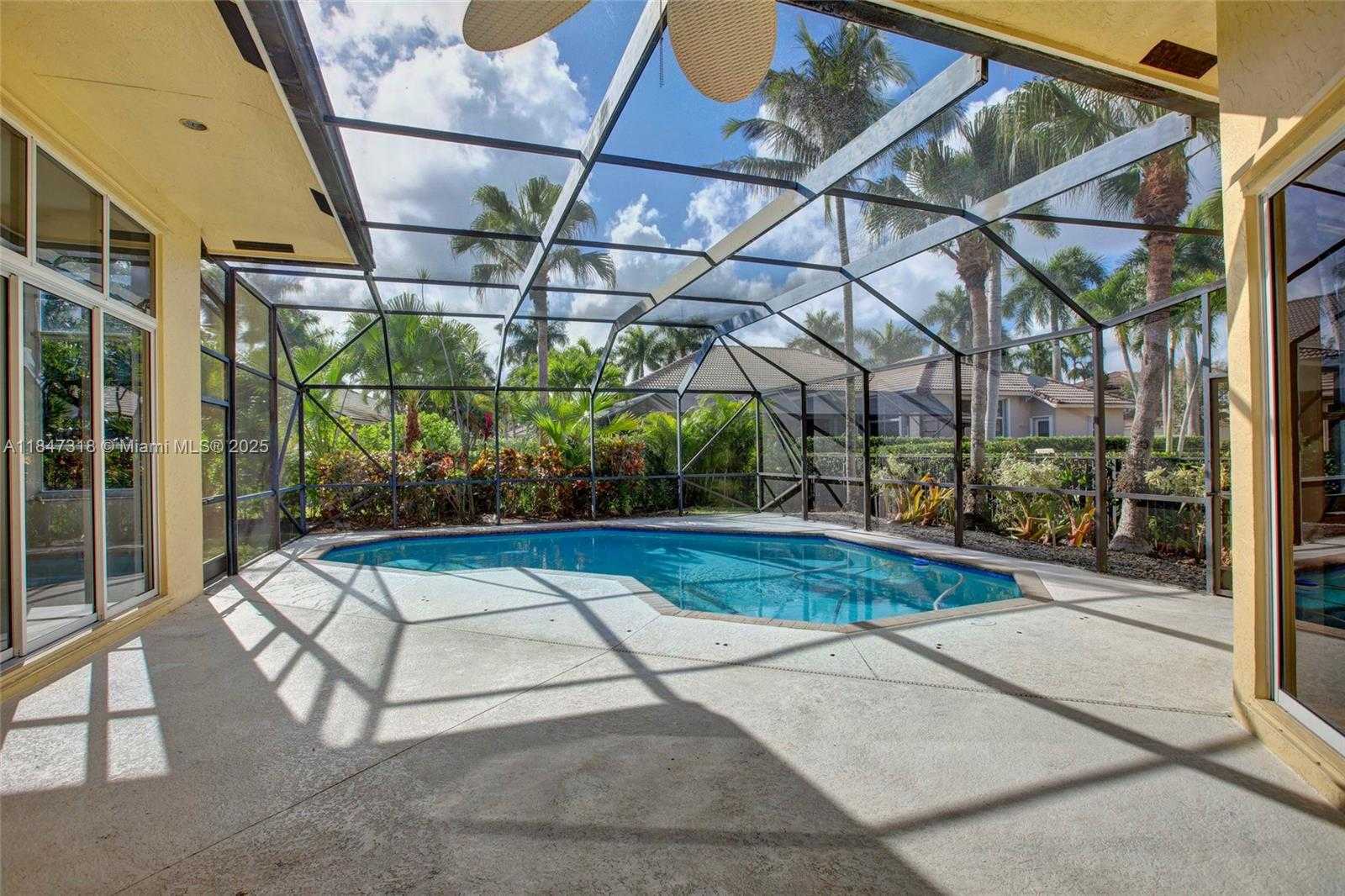 Small Image of 2536 EAGLE RUN COURT, Weston Number 42
