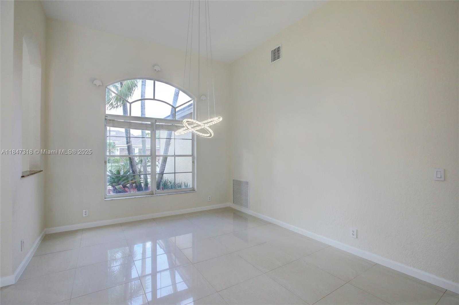 Small Image of 2536 EAGLE RUN COURT, Weston Number 9