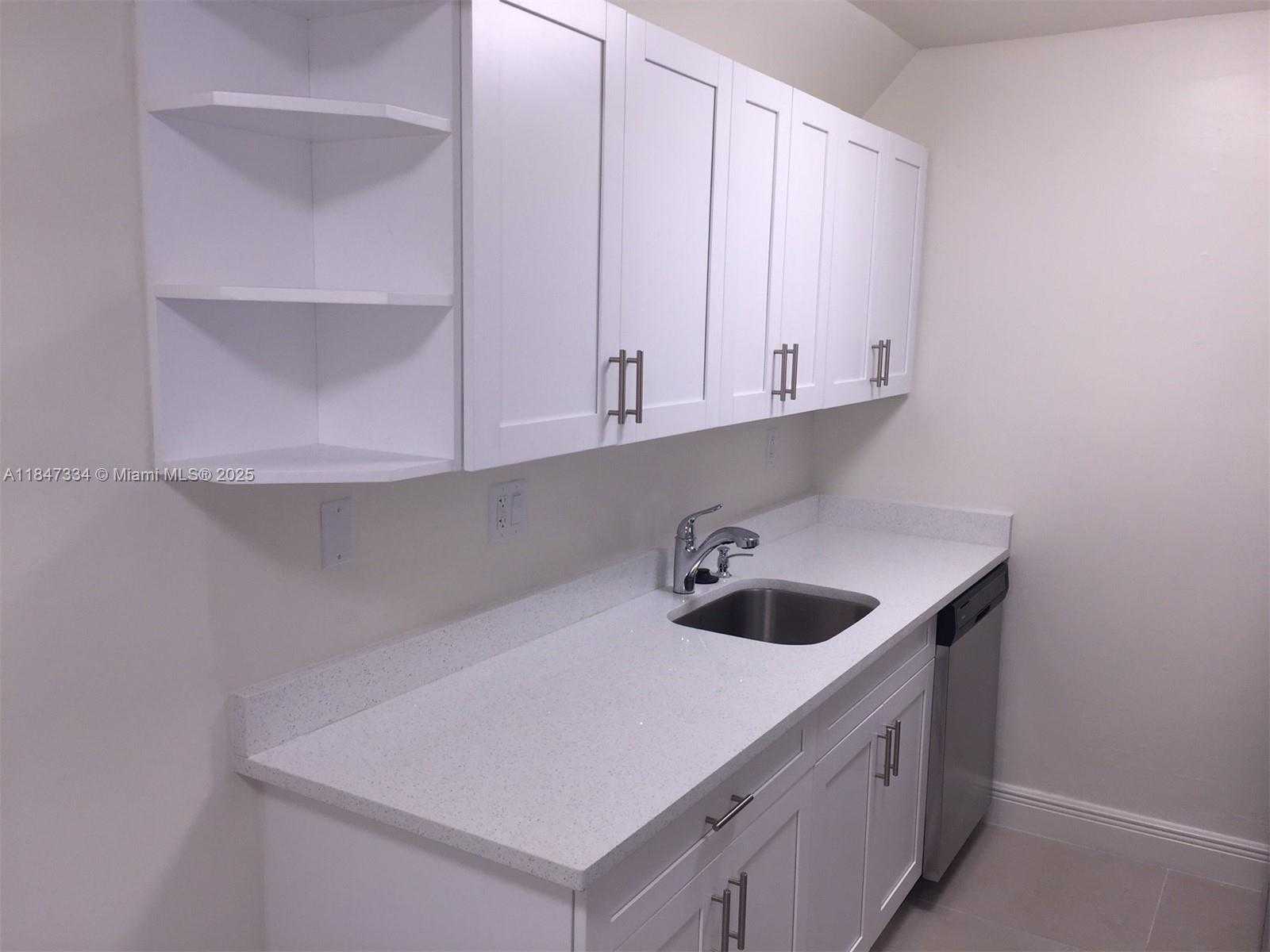 Small Image of 10740 NORTH KENDALL DR #L-14, Miami Number 3