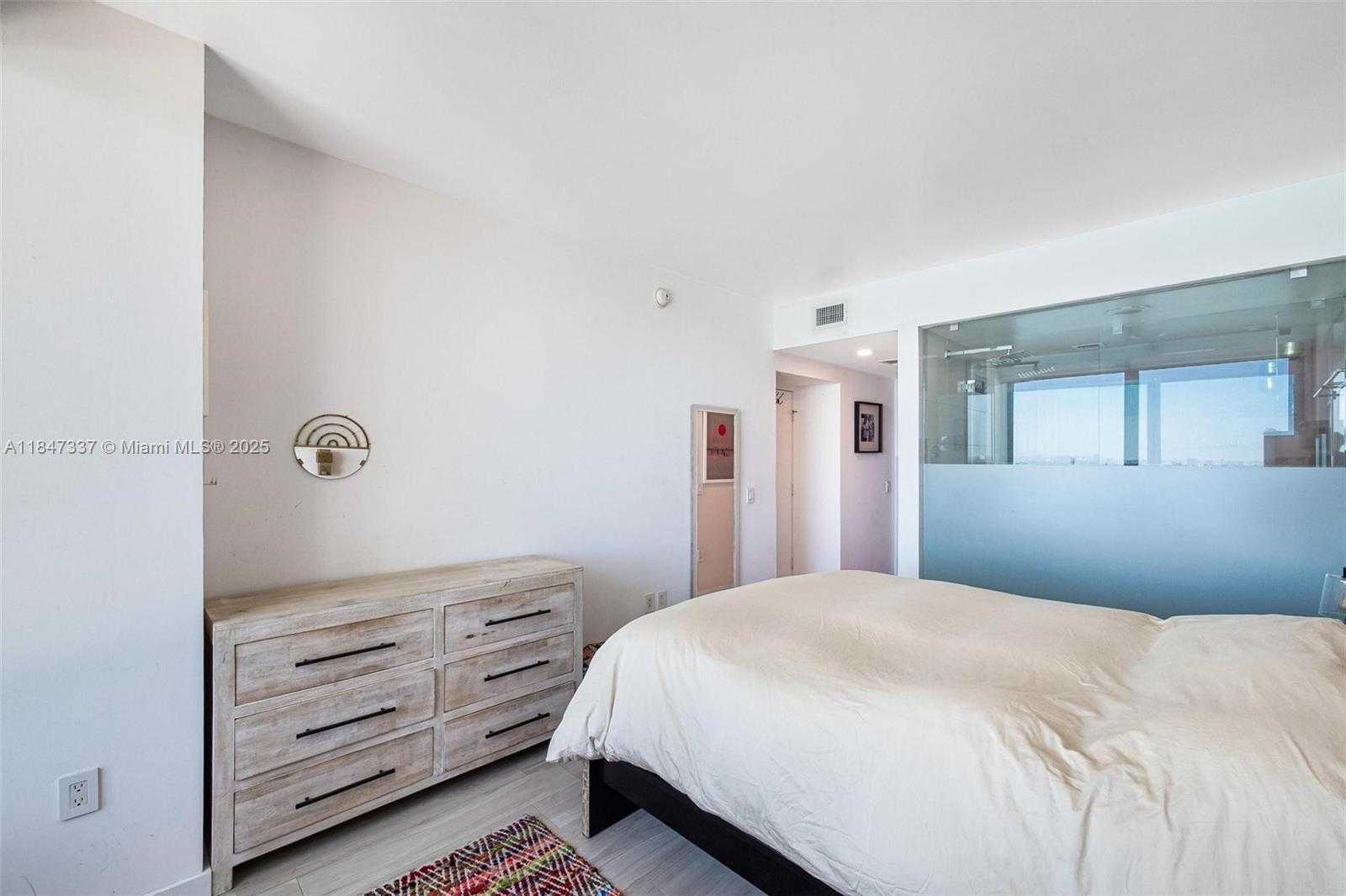 Small Image of 460 NORTH EAST 28TH ST #2602, Miami Number 29