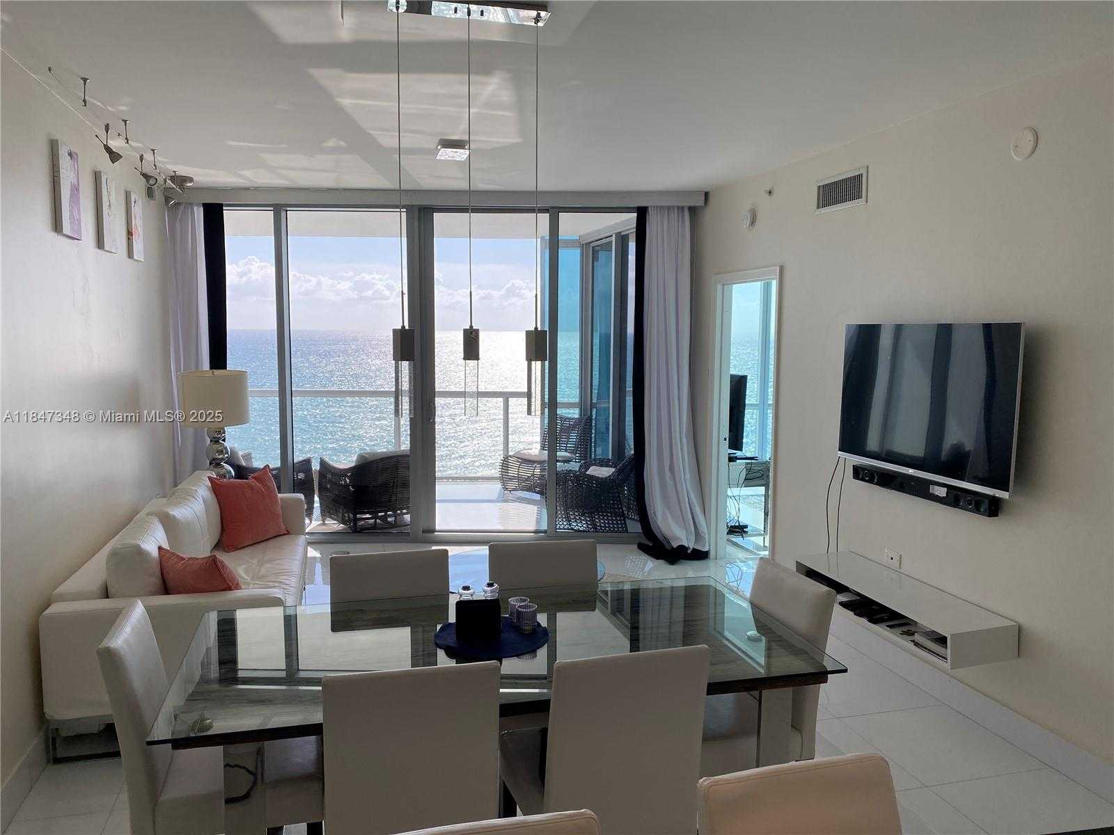 Small Image of 17121 COLLINS AVE #1906, Sunny Isles Beach Number 10