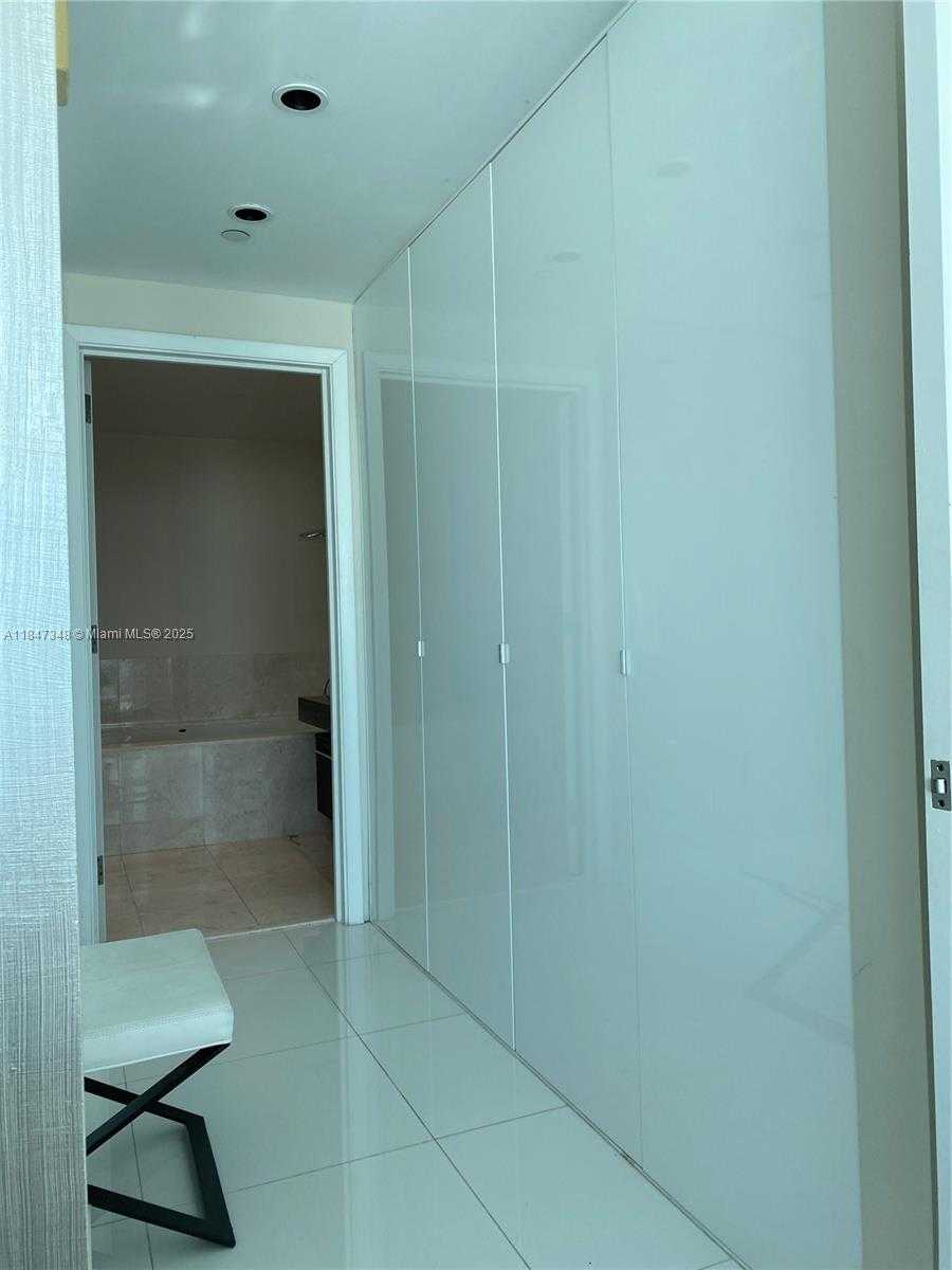 Small Image of 17121 COLLINS AVE #1906, Sunny Isles Beach Number 31