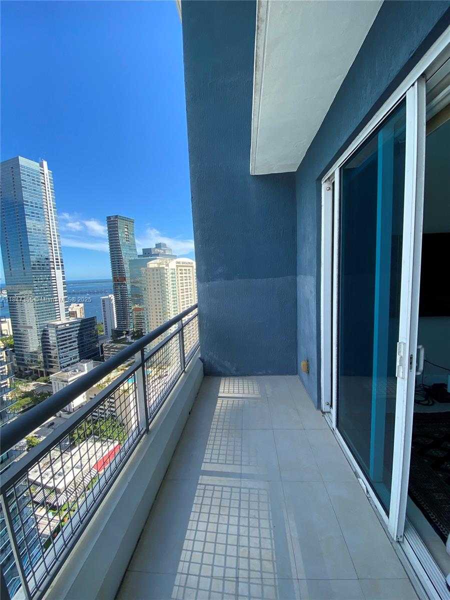 Small Image of 60 SOUTH WEST 13TH ST #3222, Miami Number 19