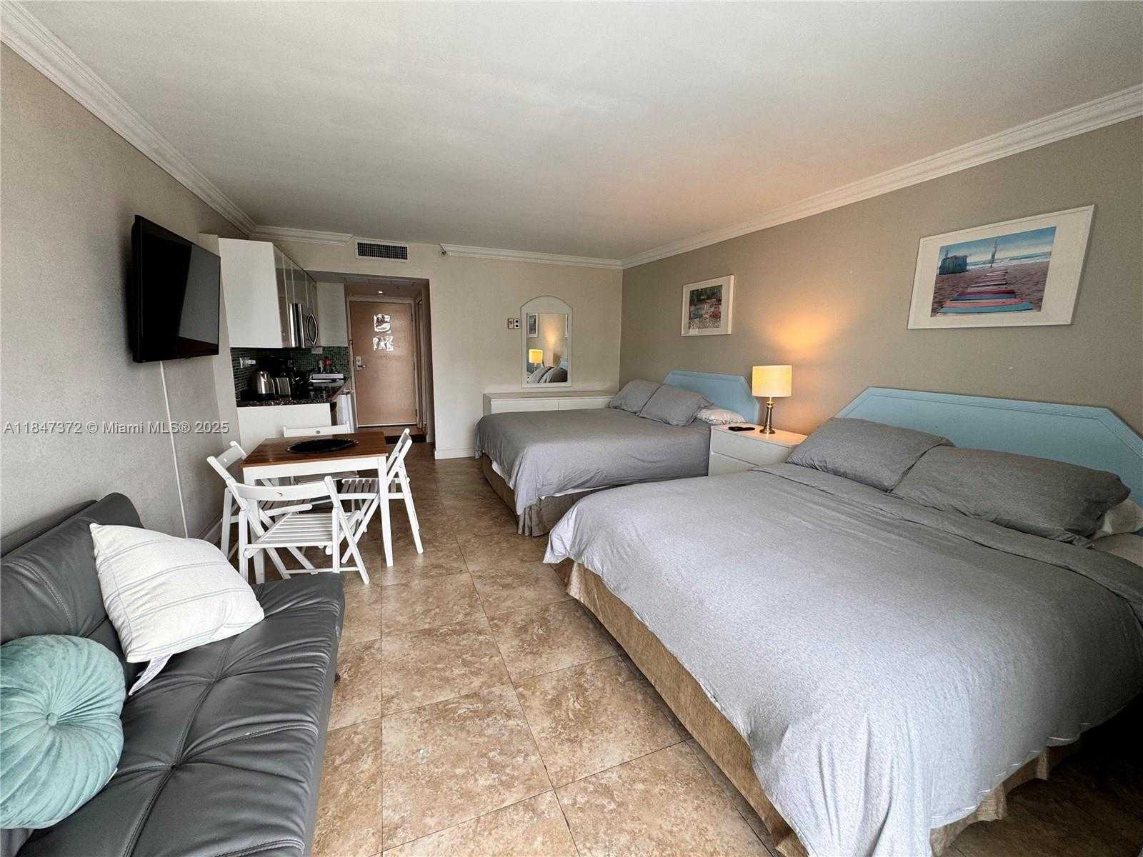 Small Image of 19201 COLLINS AVE #436, Sunny Isles Beach Number 10
