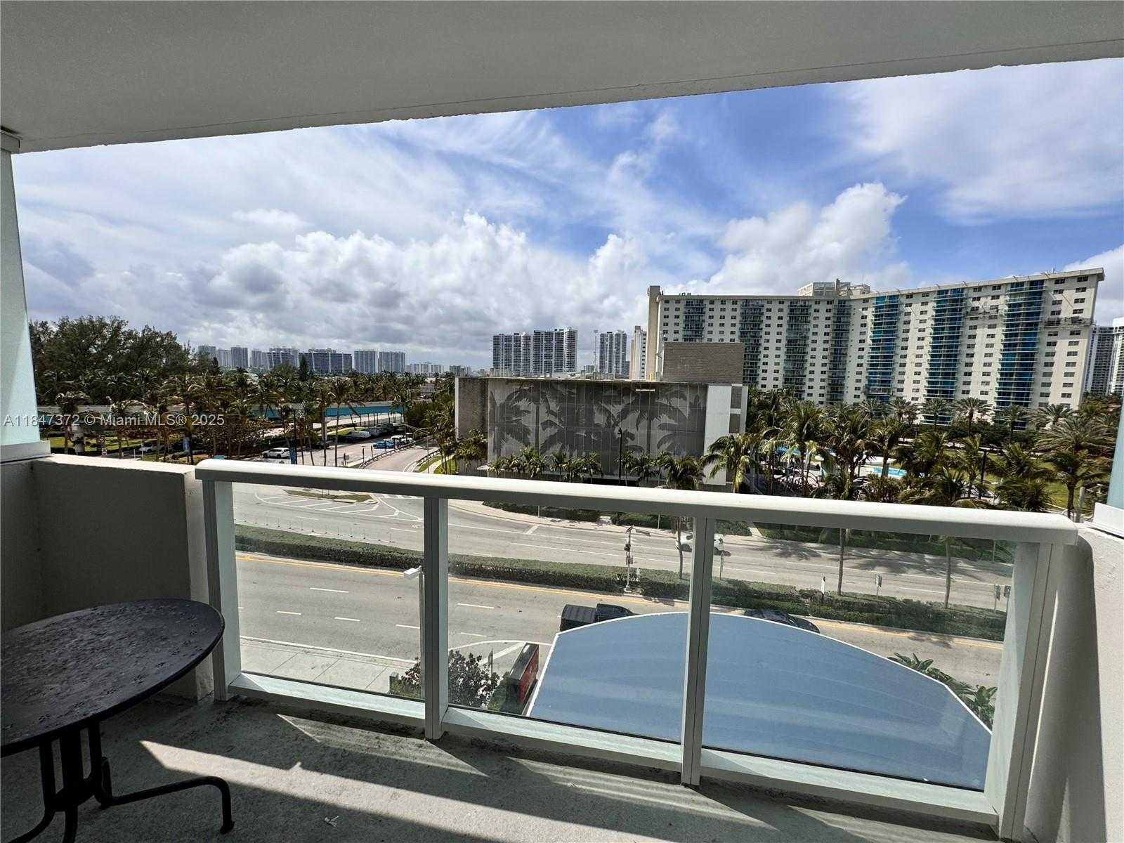 Small Image of 19201 COLLINS AVE #436, Sunny Isles Beach Number 11