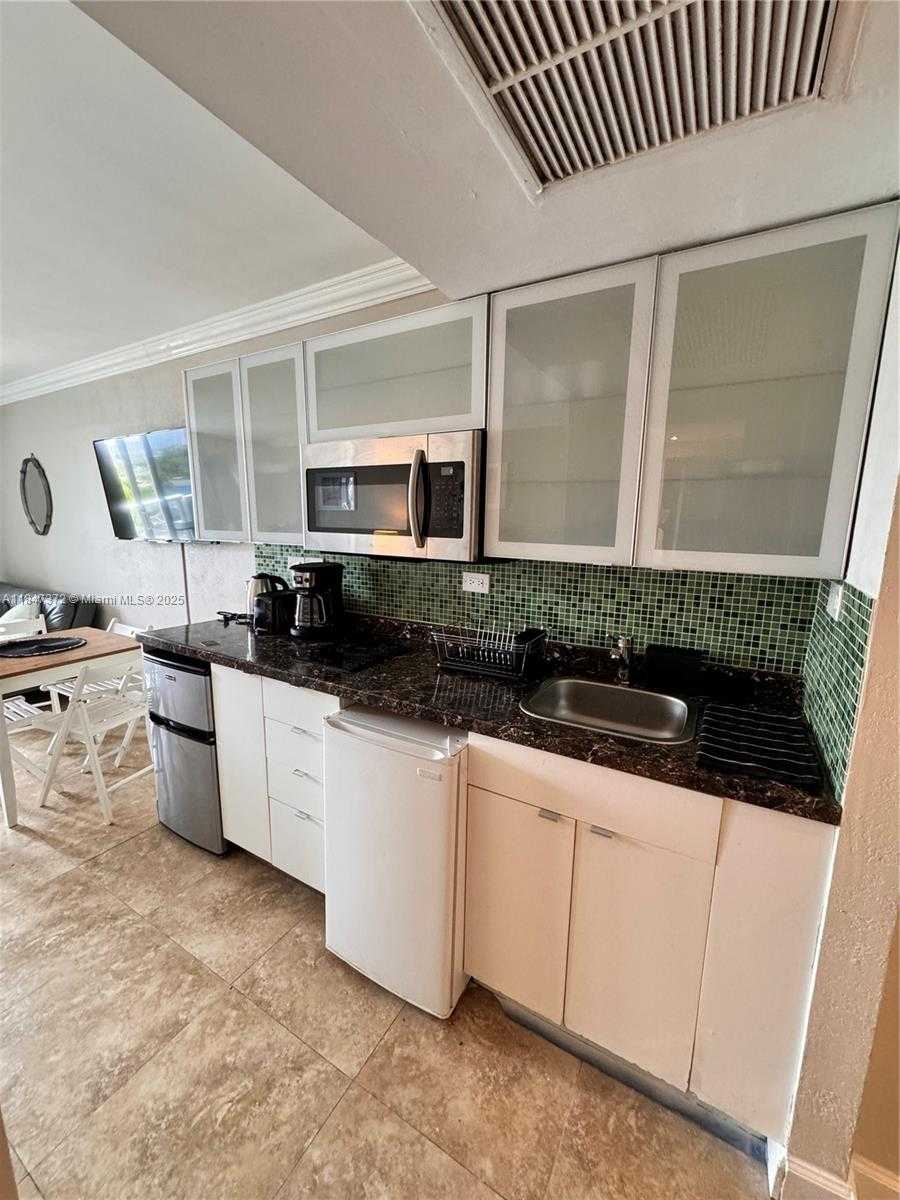 Small Image of 19201 COLLINS AVE #436, Sunny Isles Beach Number 13