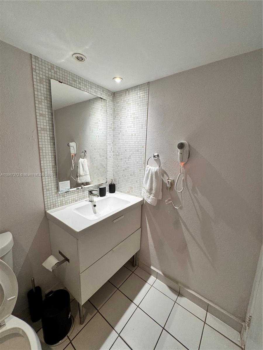 Small Image of 19201 COLLINS AVE #436, Sunny Isles Beach Number 15