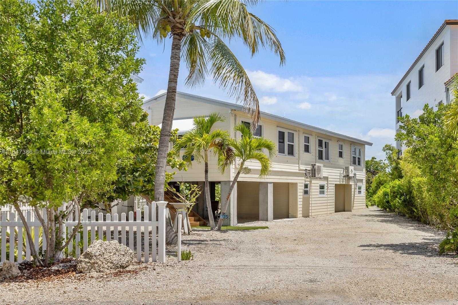 Small Image of 235 TAVERNIER DR, Key Largo Number 11