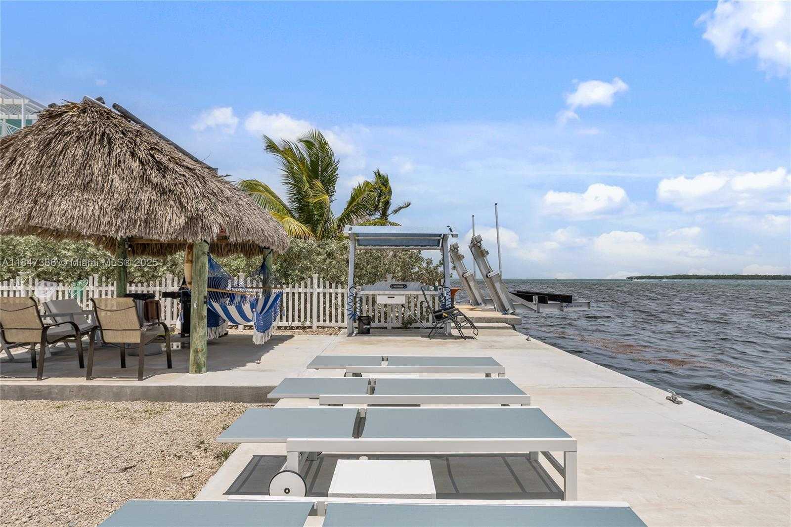 Small Image of 235 TAVERNIER DR, Key Largo Number 34