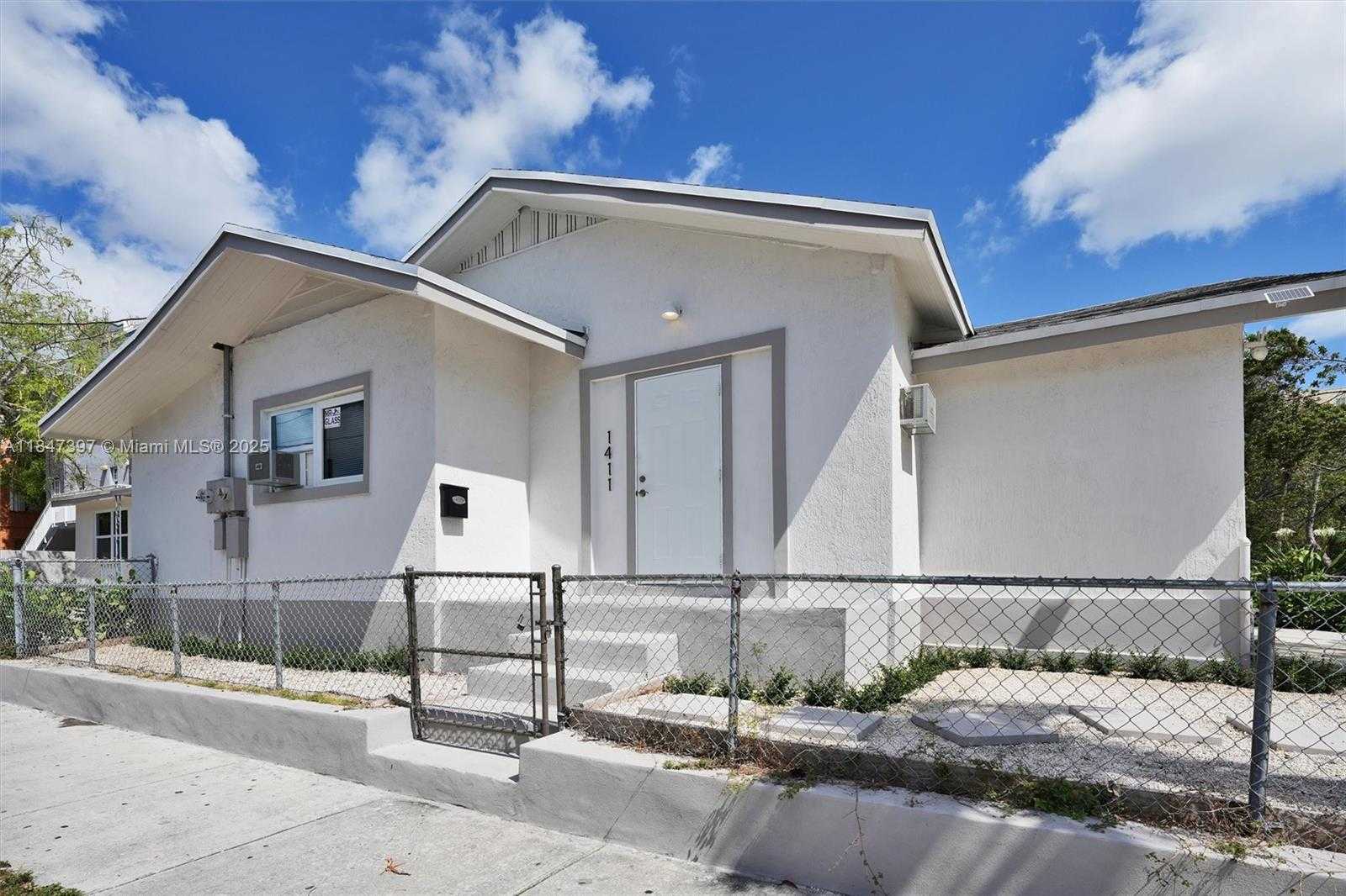 Small Image of 1411 SOUTH WEST 3 RD STREET #1, Miami Number 2