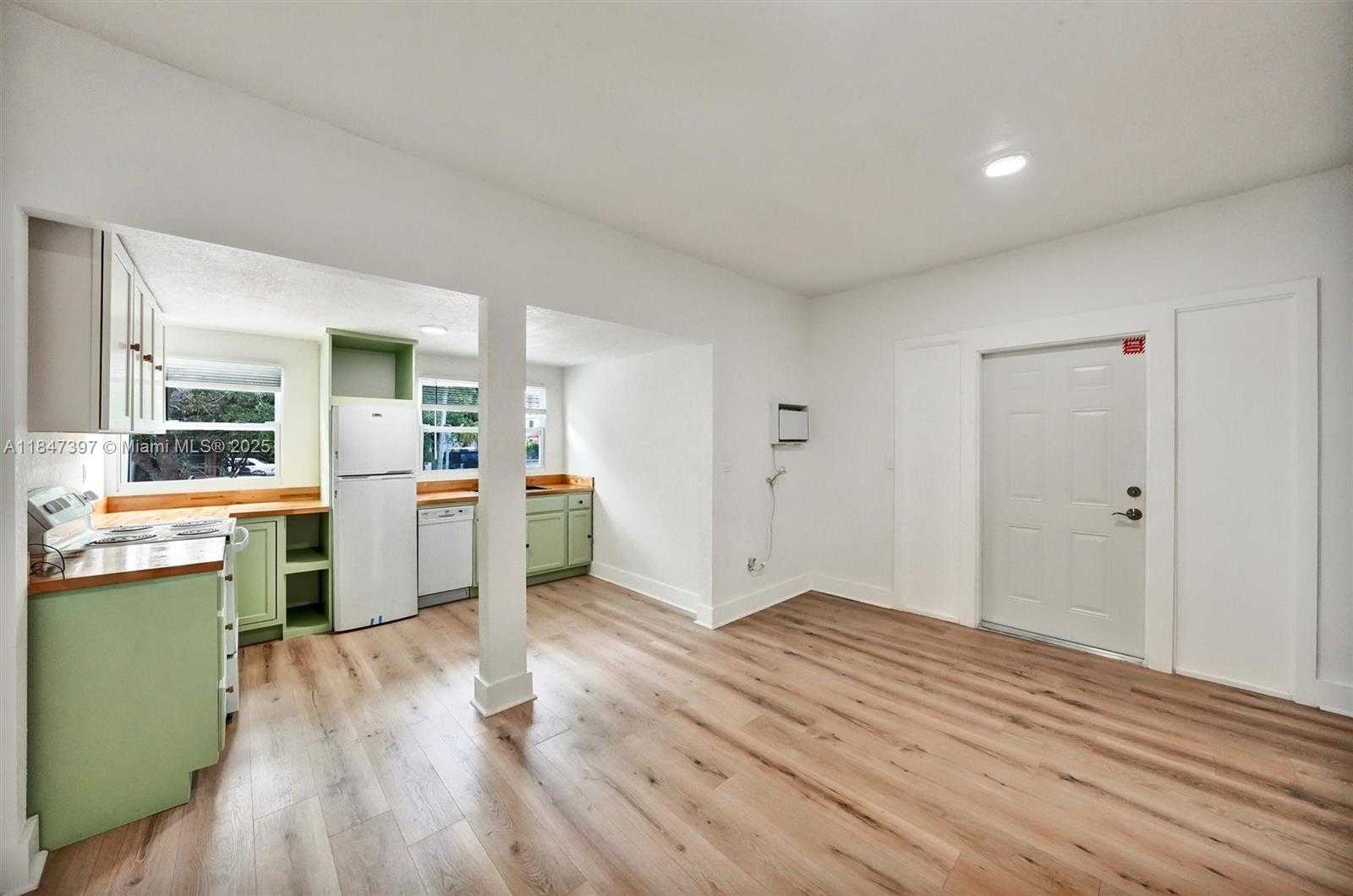 Small Image of 1411 SOUTH WEST 3 RD STREET #1, Miami Number 5