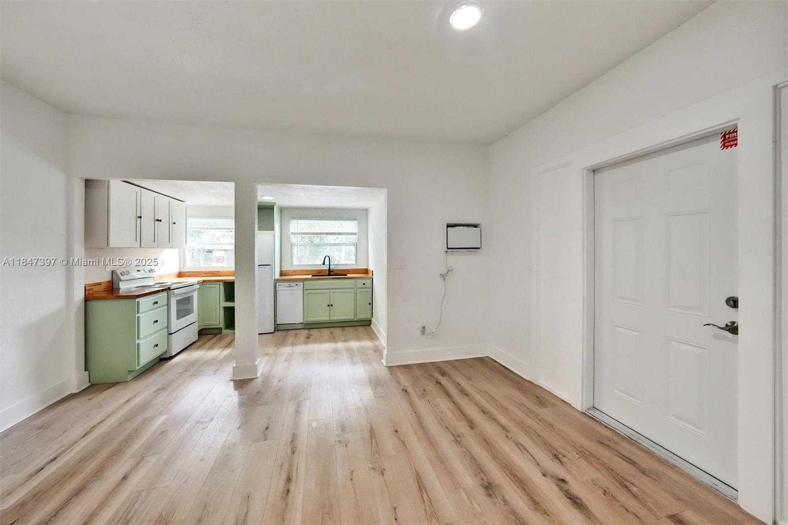 Small Image of 1411 SOUTH WEST 3 RD STREET #1, Miami Number 6