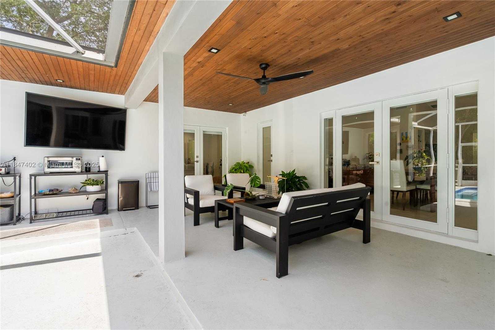 Small Image of 7705 SOUTH WEST 171ST TER, Palmetto Bay Number 32