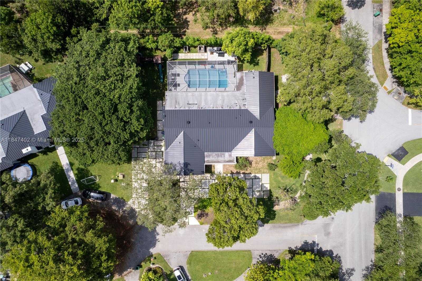 Small Image of 7705 SOUTH WEST 171ST TER, Palmetto Bay Number 39