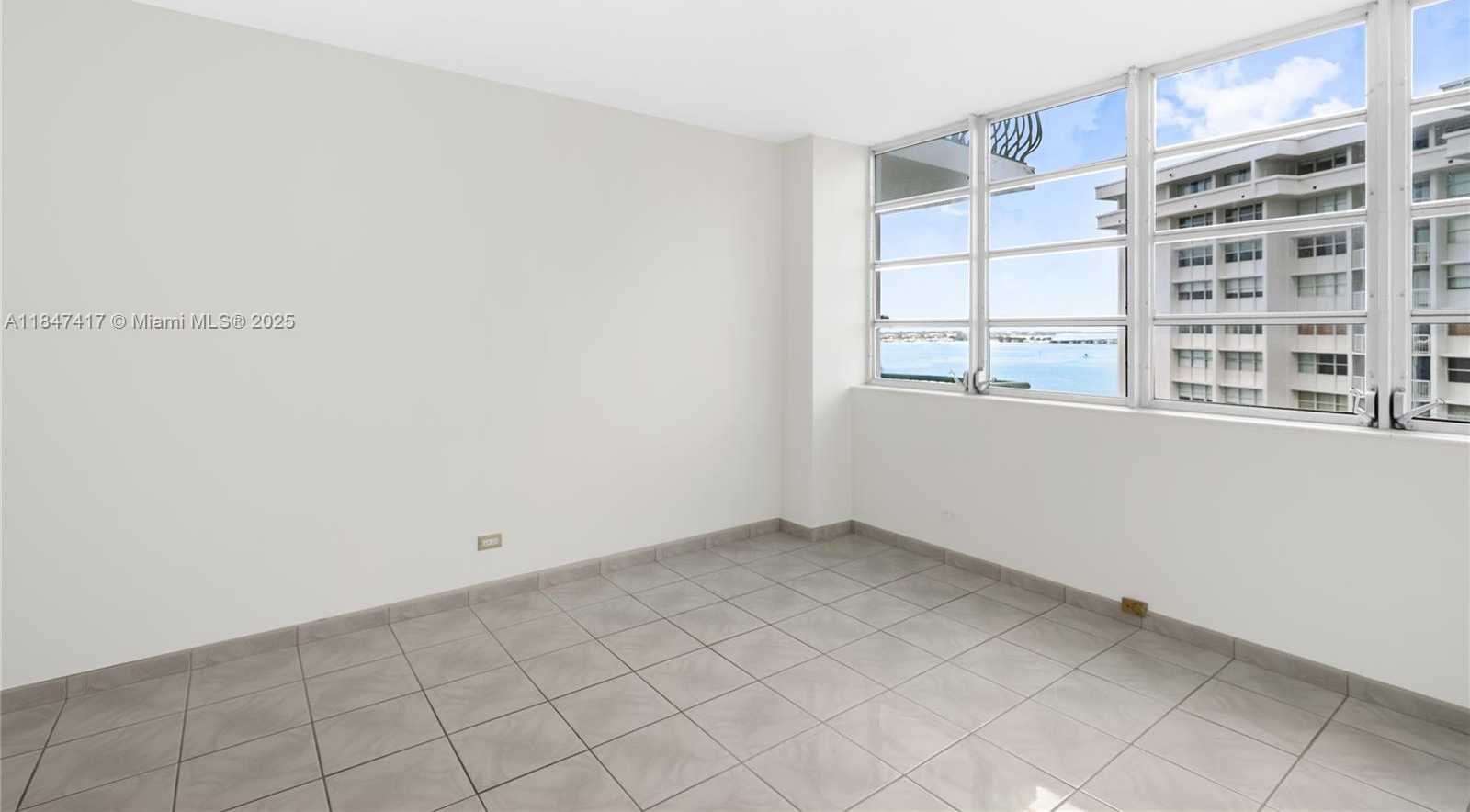 Small Image of 1408 BRICKELL BAY DR #1106, Miami Number 20