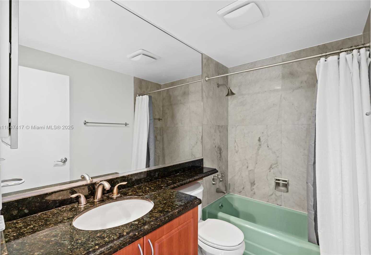 Small Image of 1408 BRICKELL BAY DR #1106, Miami Number 22