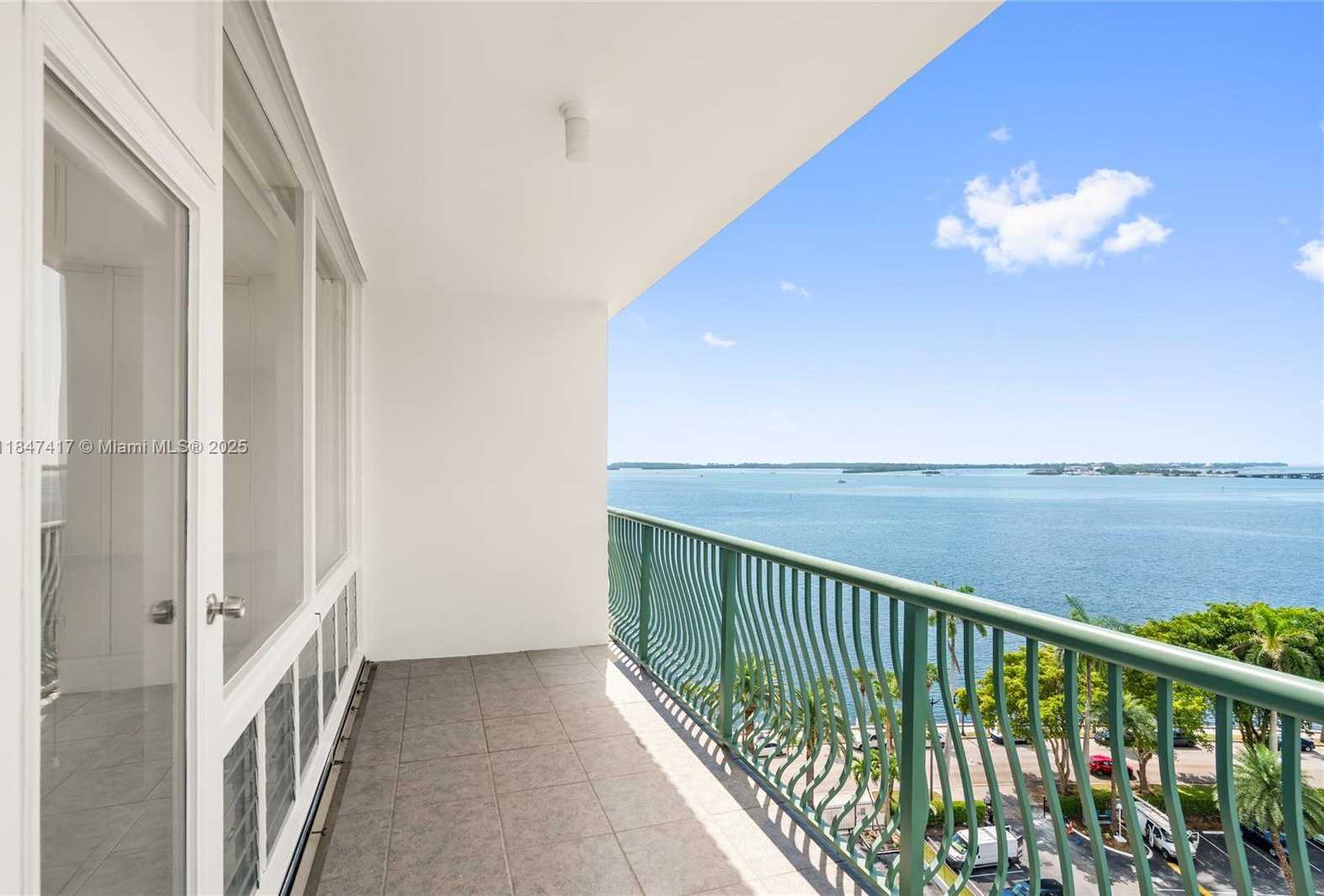 Small Image of 1408 BRICKELL BAY DR #1106, Miami Number 27