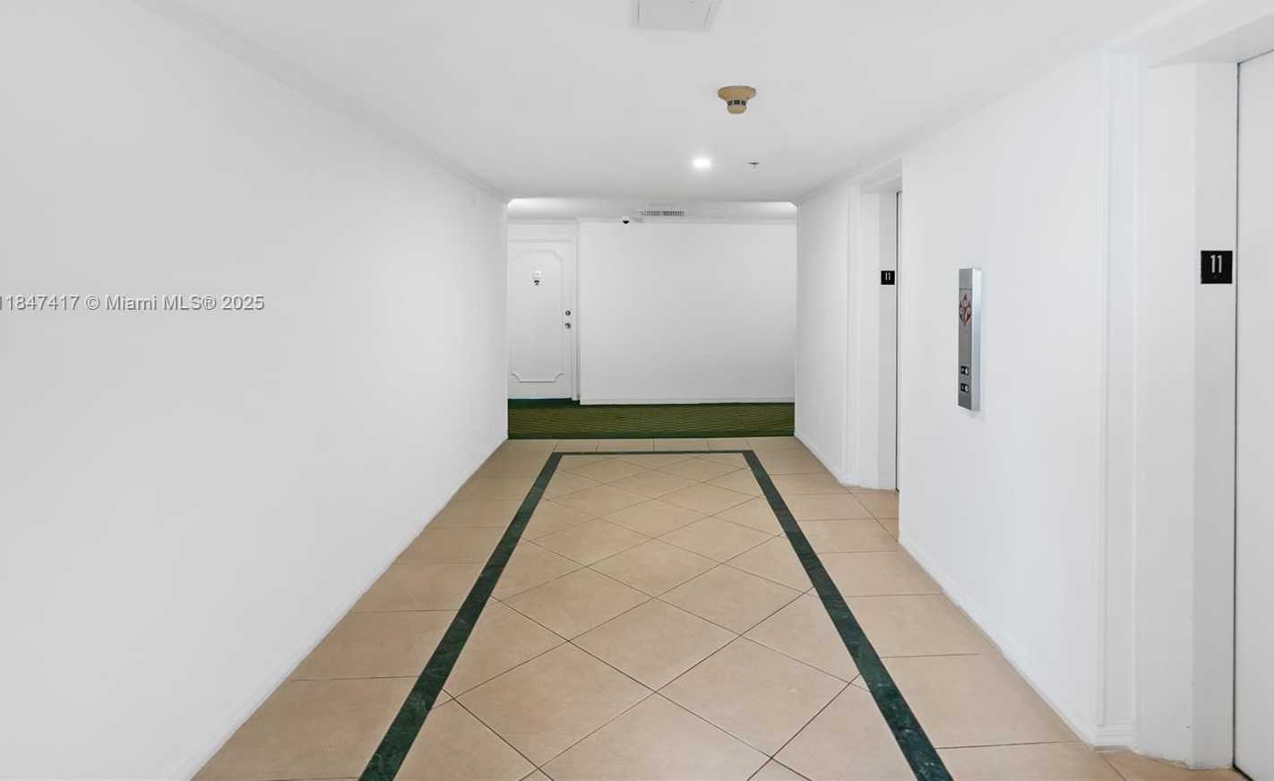 Small Image of 1408 BRICKELL BAY DR #1106, Miami Number 37