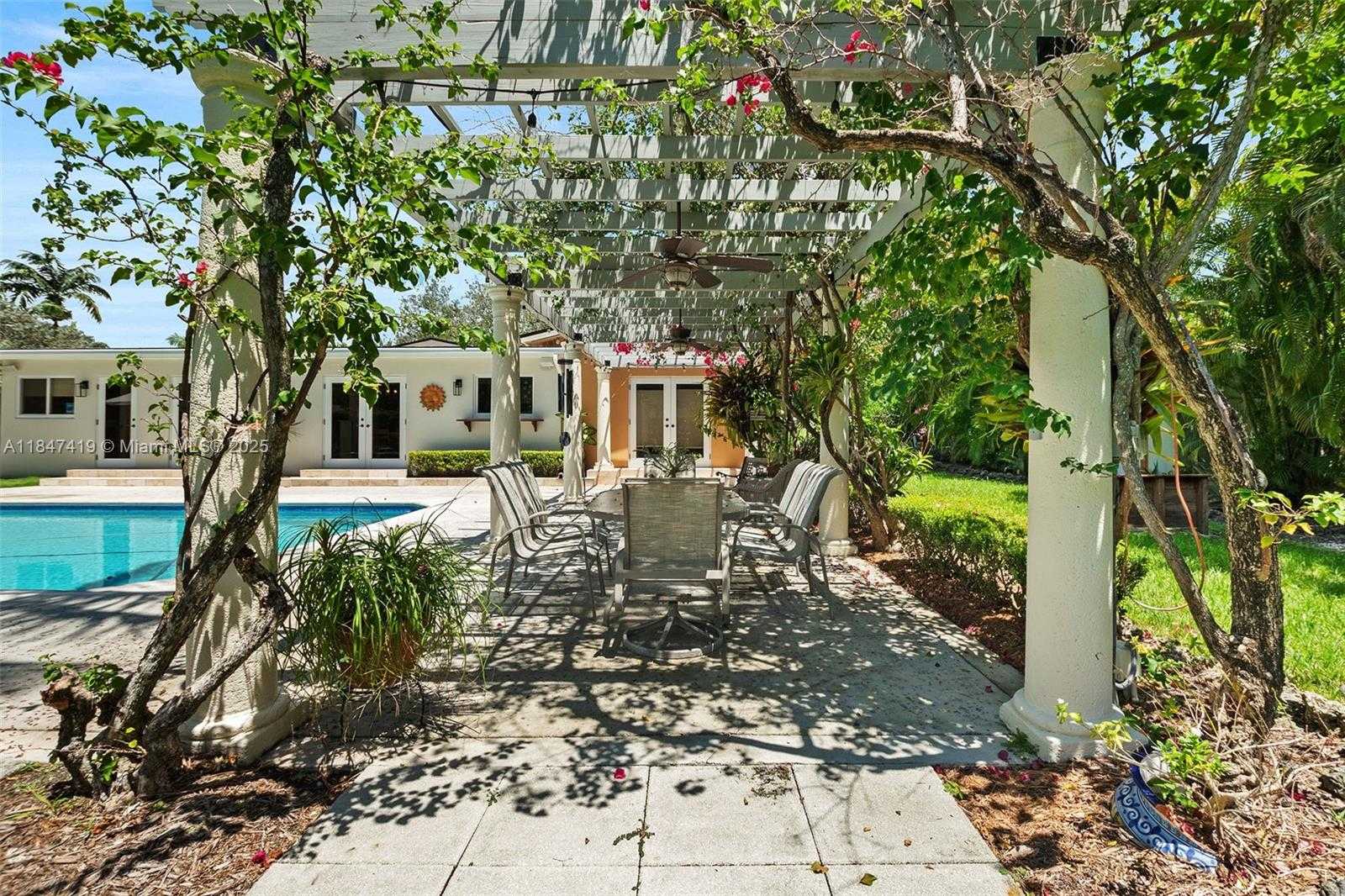 Small Image of 8220 SOUTH WEST 162ND, Palmetto Bay Number 11