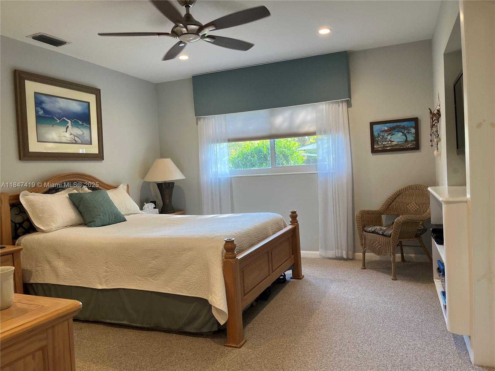 Small Image of 8220 SOUTH WEST 162ND, Palmetto Bay Number 32