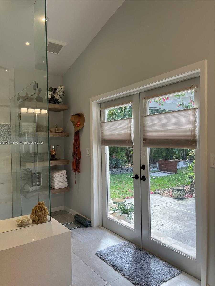 Small Image of 8220 SOUTH WEST 162ND, Palmetto Bay Number 36