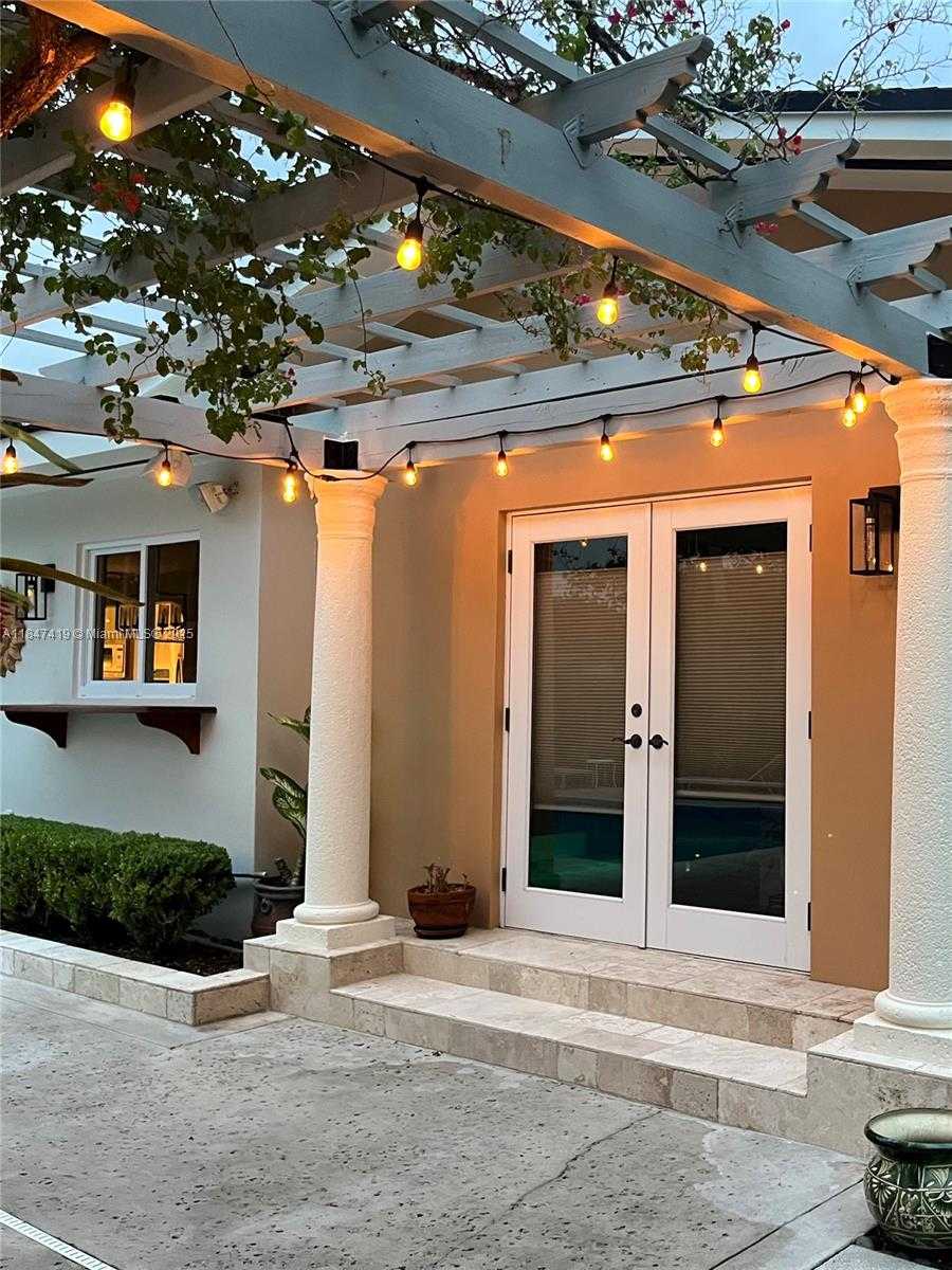 Small Image of 8220 SOUTH WEST 162ND, Palmetto Bay Number 41