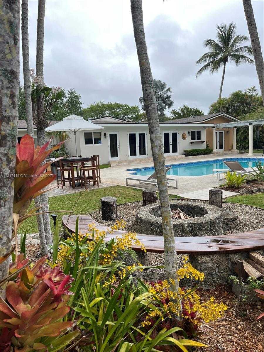 Small Image of 8220 SOUTH WEST 162ND, Palmetto Bay Number 43