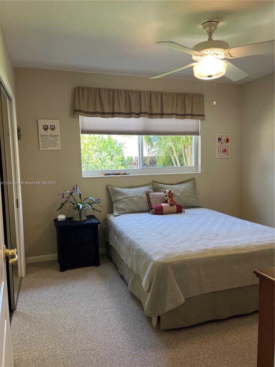 Small Image of 8220 SOUTH WEST 162ND, Palmetto Bay Number 44