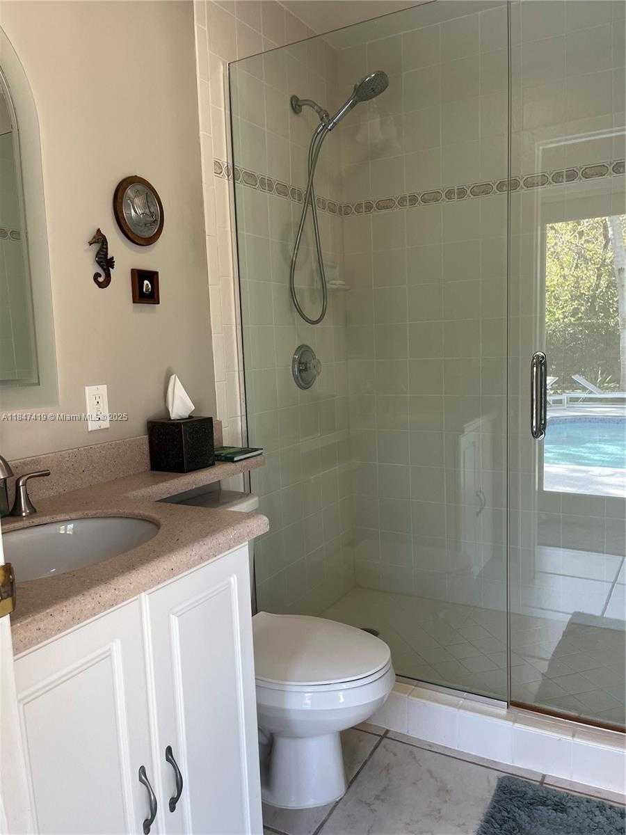 Small Image of 8220 SOUTH WEST 162ND, Palmetto Bay Number 47