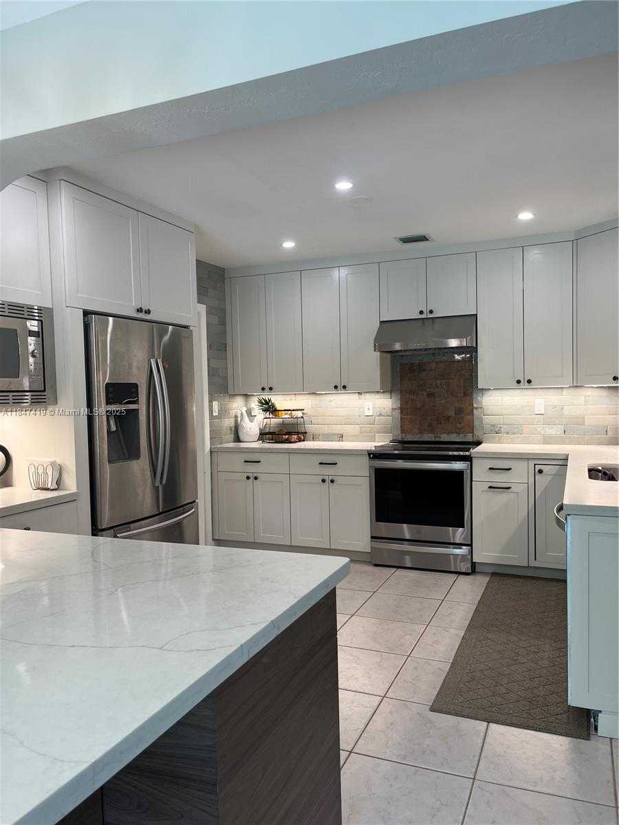 Small Image of 8220 SOUTH WEST 162ND, Palmetto Bay Number 49