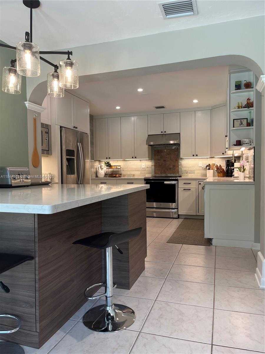 Small Image of 8220 SOUTH WEST 162ND, Palmetto Bay Number 53