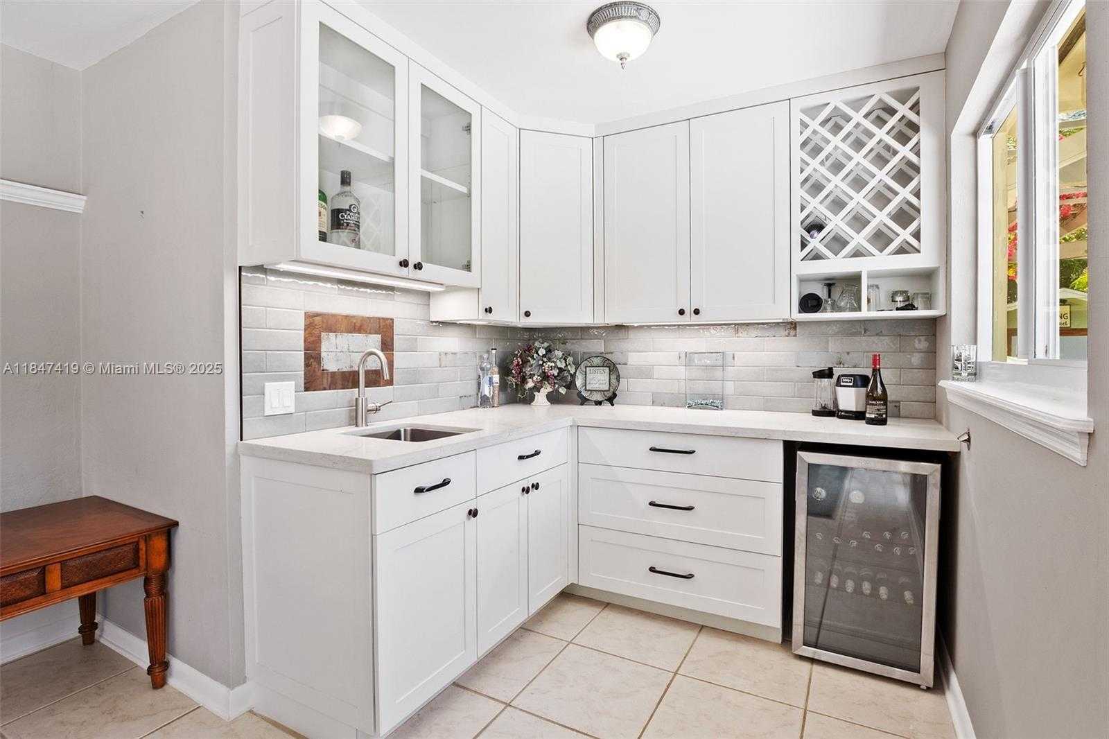 Small Image of 8220 SOUTH WEST 162ND, Palmetto Bay Number 7