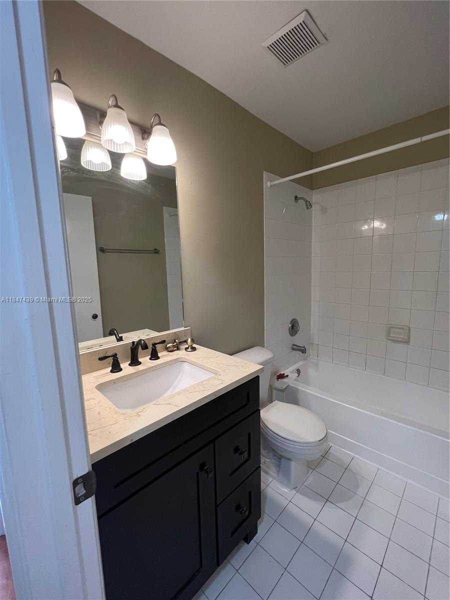Small Image of 17798 SOUTH WEST 139TH CT #17798, Miami Number 26