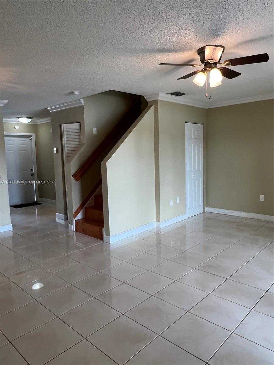 Small Image of 17798 SOUTH WEST 139TH CT #17798, Miami Number 6