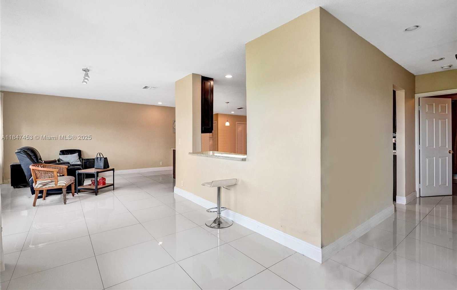 Small Image of 215 SOUTH EAST 3RD AVE #501C, Hallandale Beach Number 17
