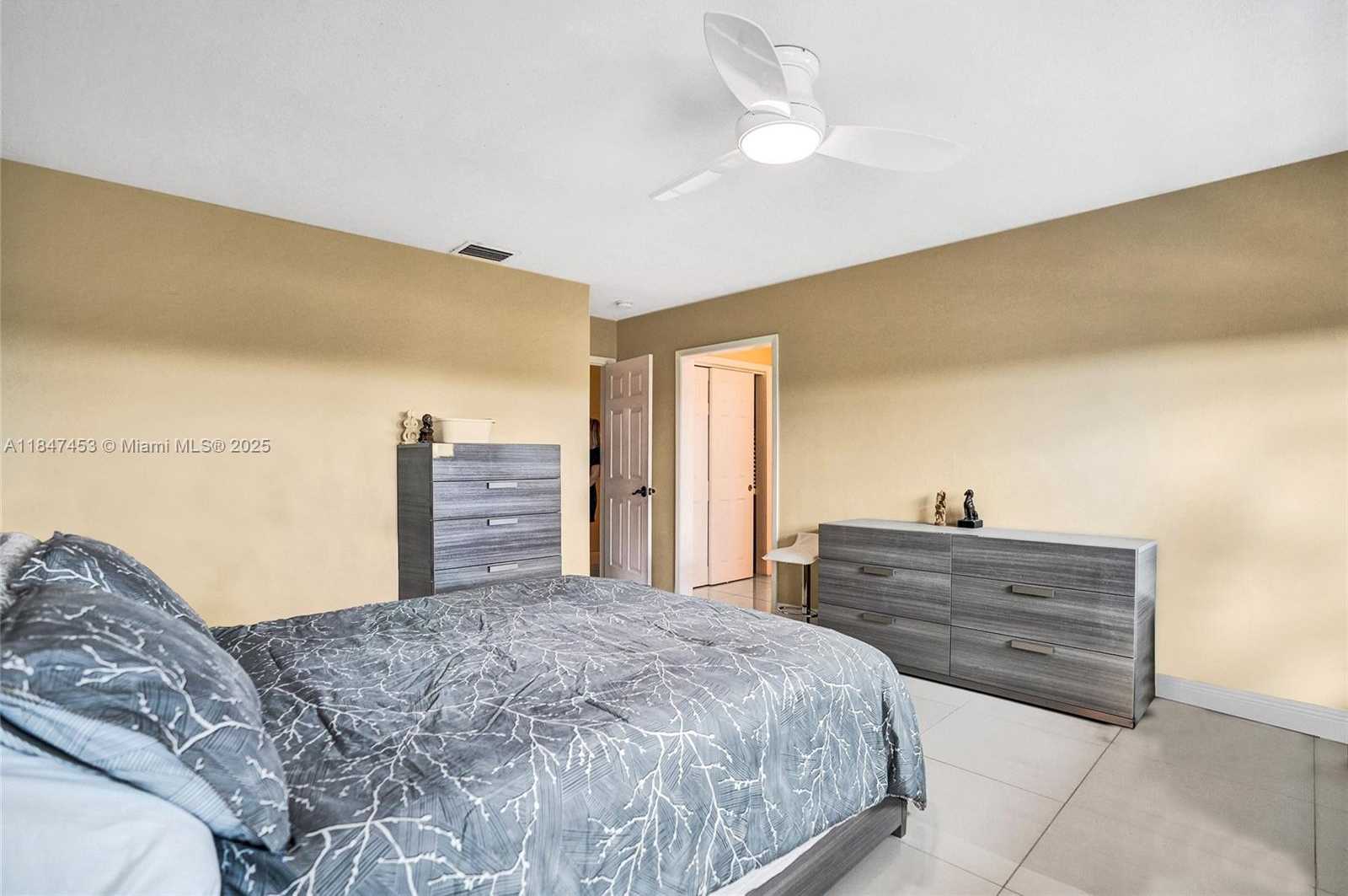 Small Image of 215 SOUTH EAST 3RD AVE #501C, Hallandale Beach Number 26
