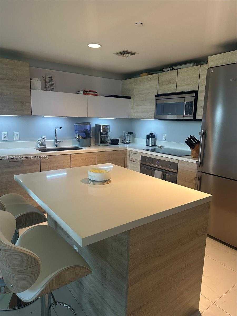 Small Image of 16385 BISCAYNE BLVD #1206, North Miami Beach Number 15