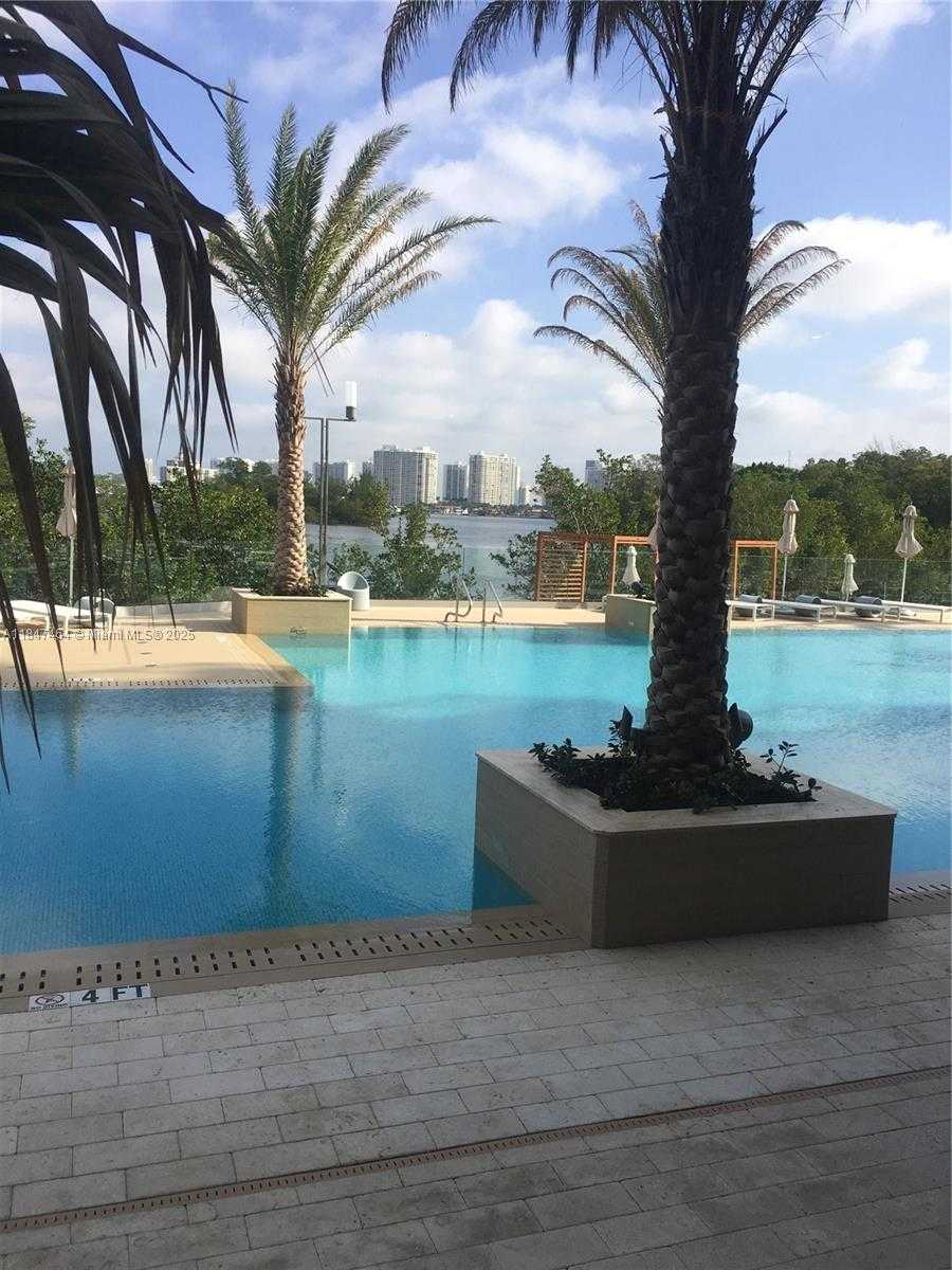 Small Image of 16385 BISCAYNE BLVD #1206, North Miami Beach Number 5