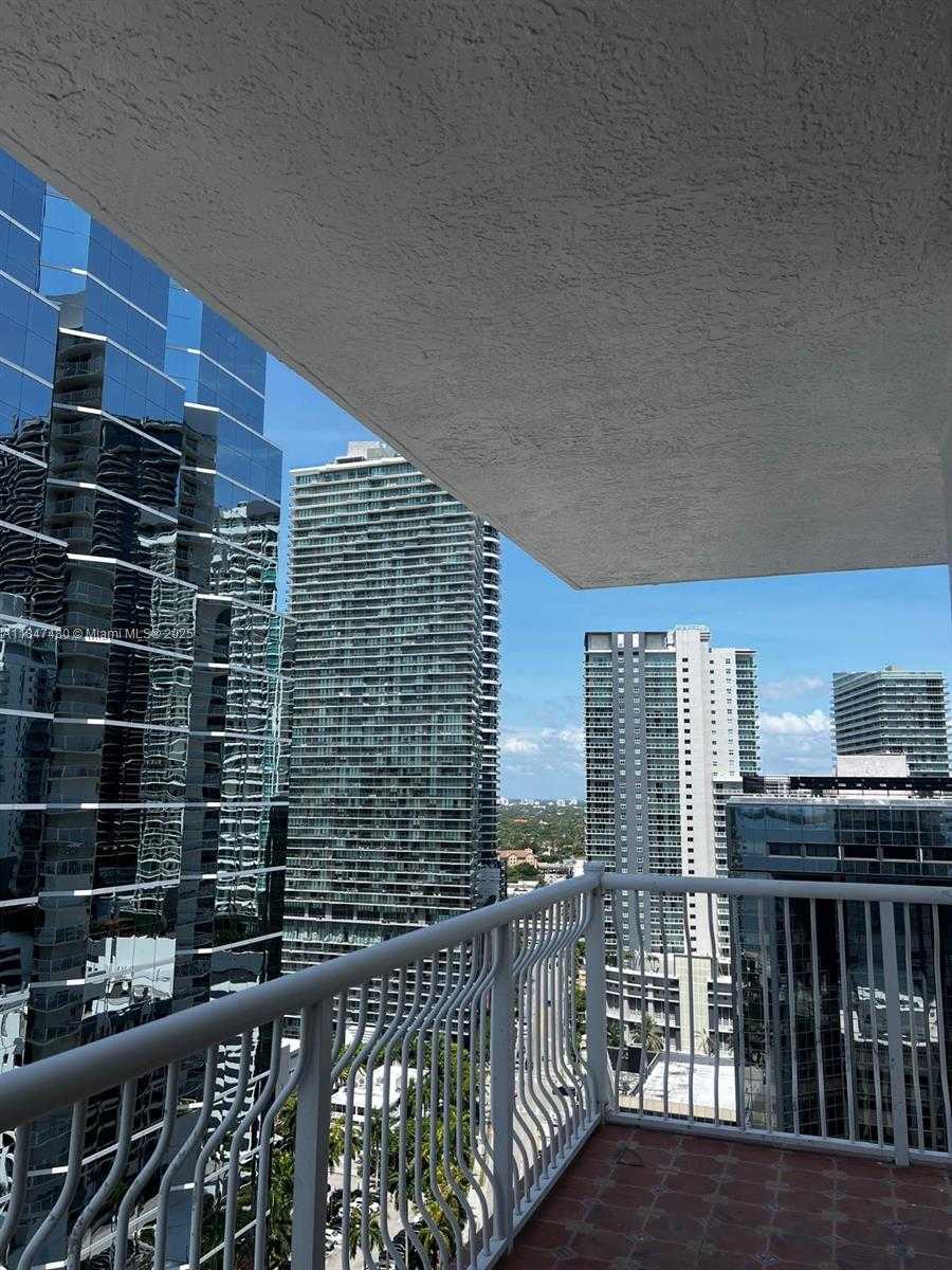 Small Image of 1200 BRICKELL BAY DR #2723, Miami Number 2
