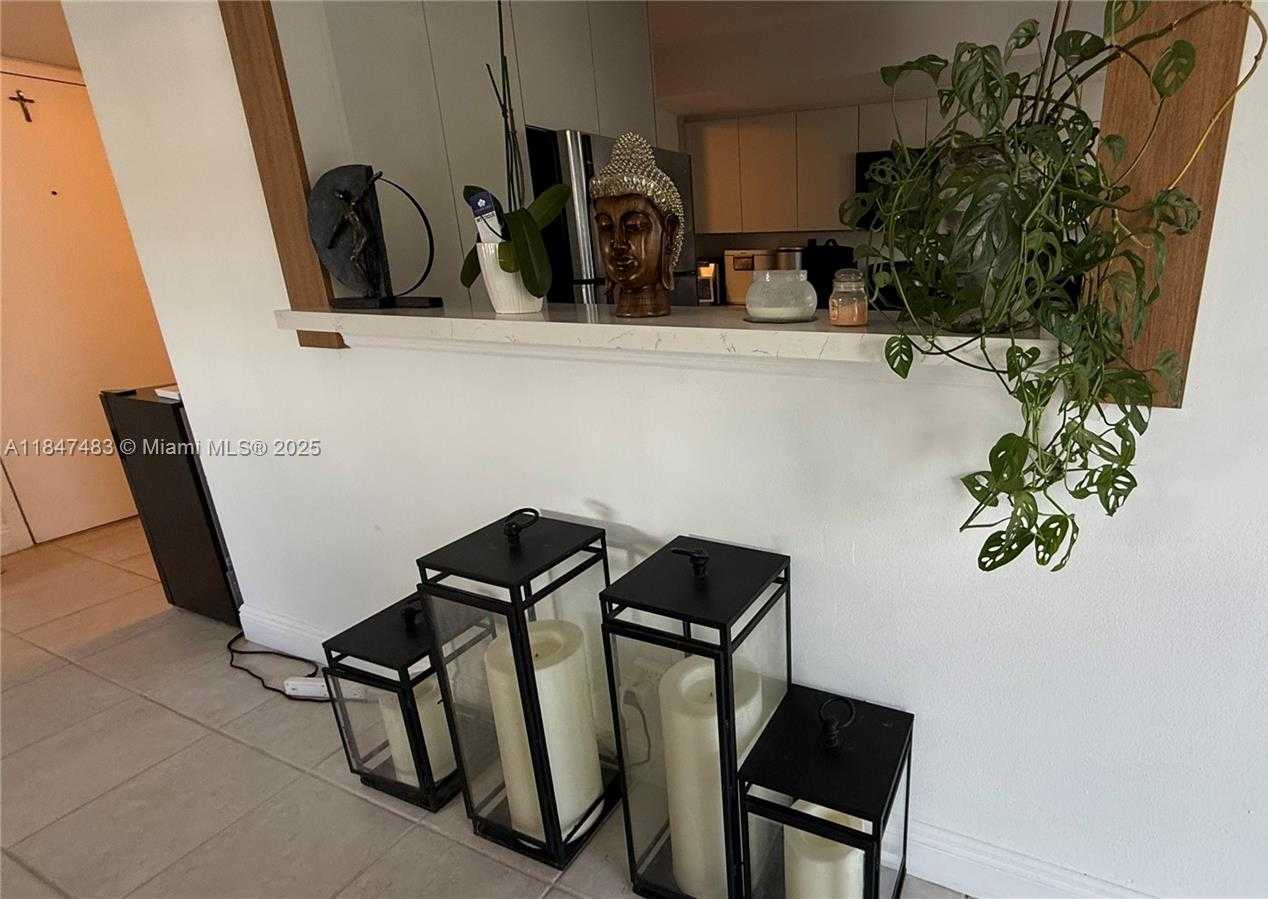 Small Image of 16565 NORTH EAST 26TH AVE #3G, North Miami Beach Number 10