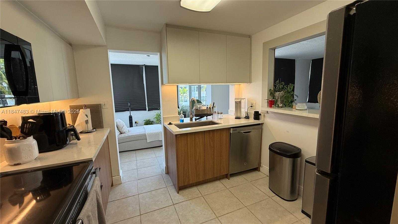 Small Image of 16565 NORTH EAST 26TH AVE #3G, North Miami Beach Number 16