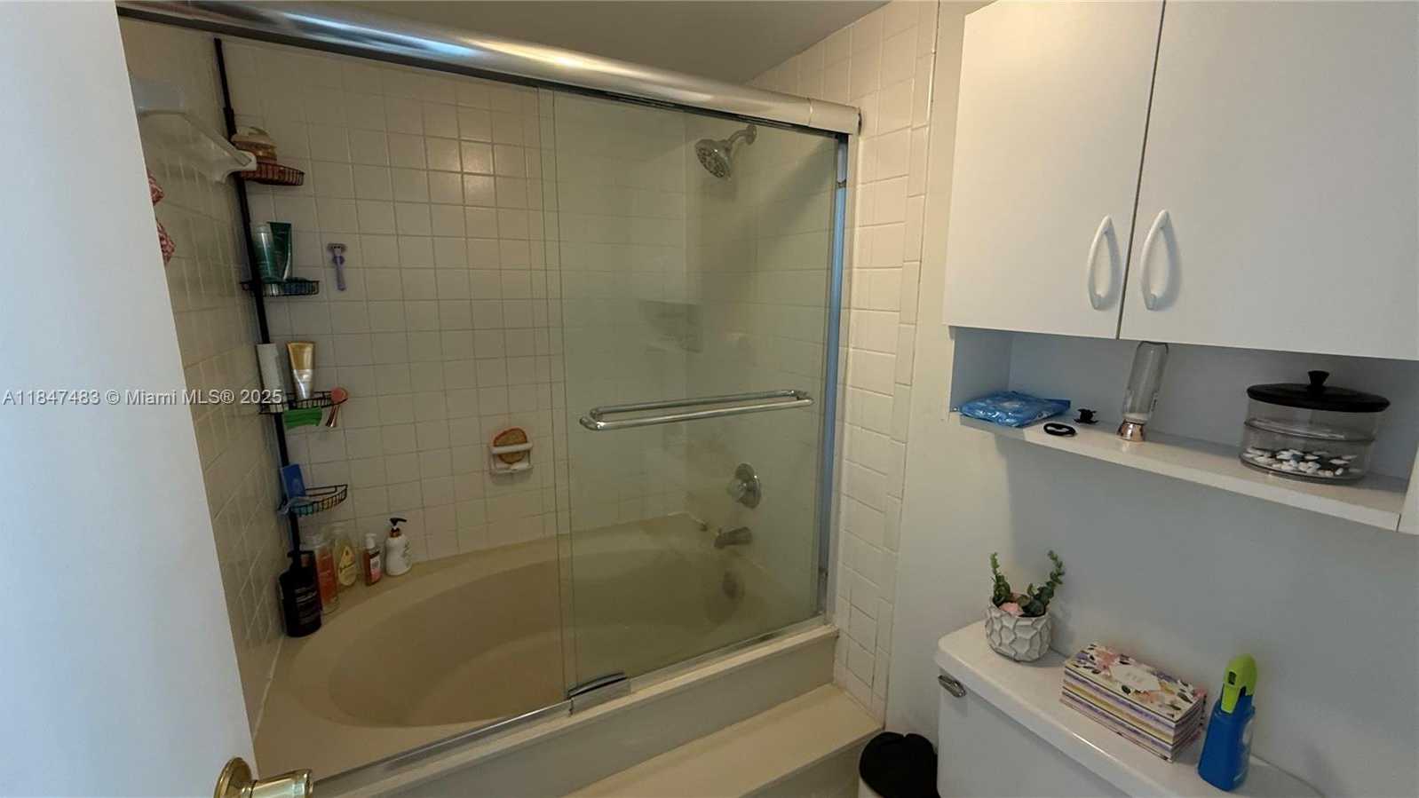 Small Image of 16565 NORTH EAST 26TH AVE #3G, North Miami Beach Number 18