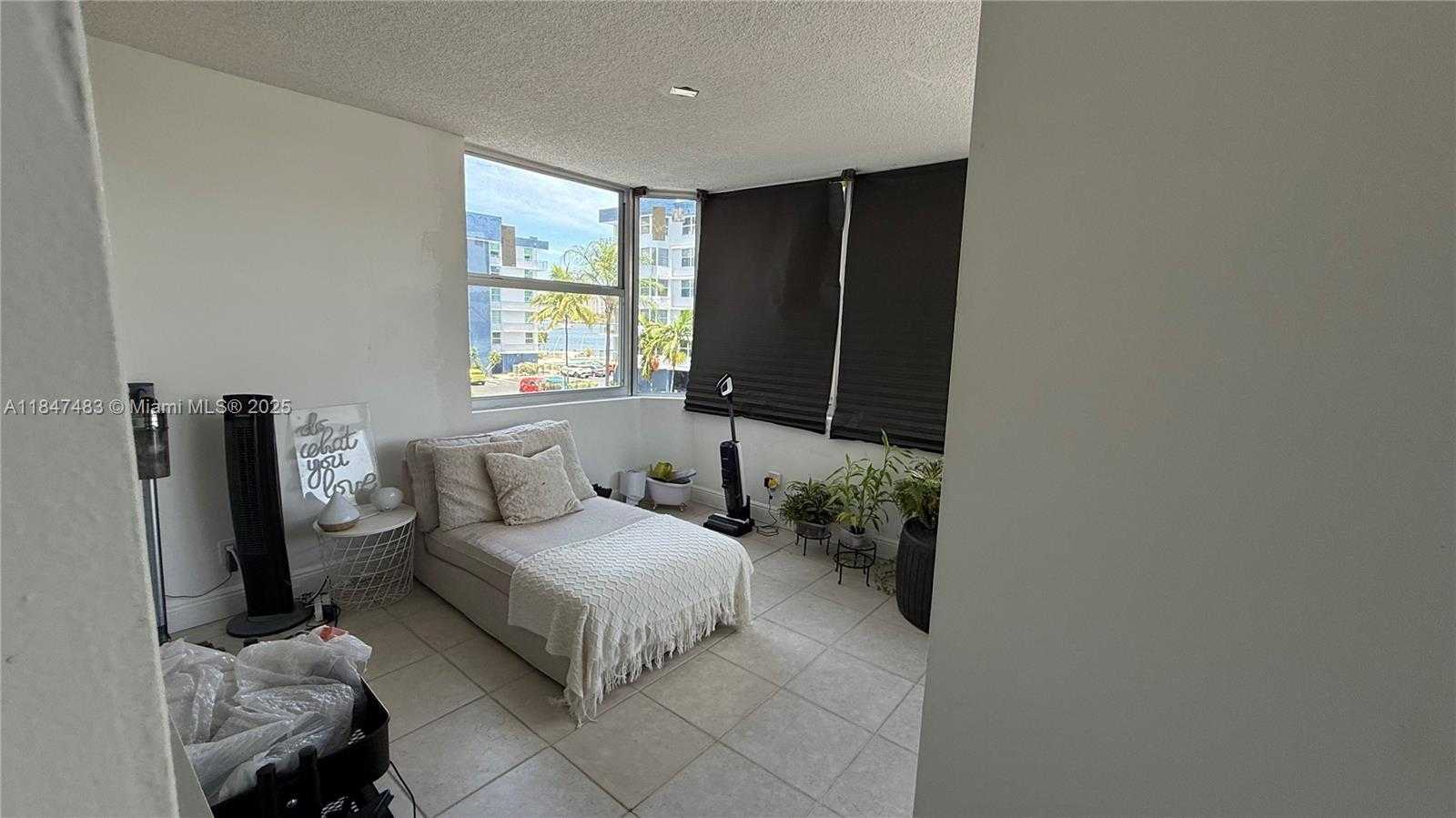 Small Image of 16565 NORTH EAST 26TH AVE #3G, North Miami Beach Number 9